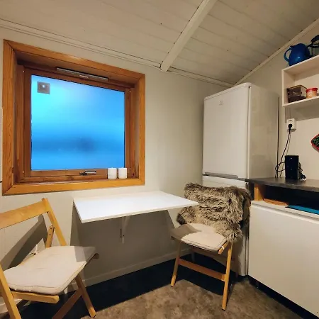 Arctic Refuge - Mini House Ferienhaus